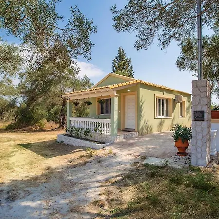 Spiti Milioris * Lefkimmi (Corfu)