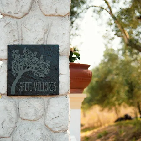 Hébergement de vacances Spiti Milioris *