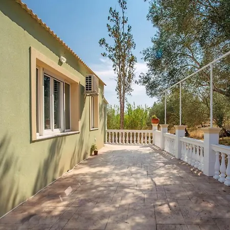 Hébergement de vacances Spiti Milioris Lefkimi