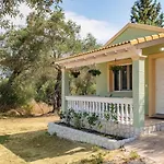 Spiti Milioris * Lefkimmi (Corfu)